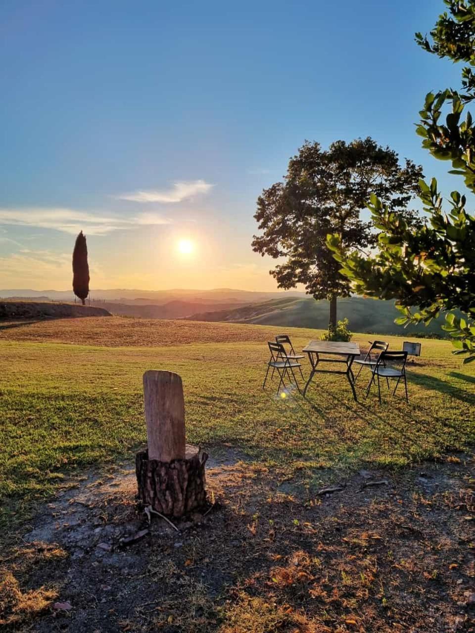 Podere Il Granaio - Crete Senesi - Tuscany Siena Eksteriør bilde